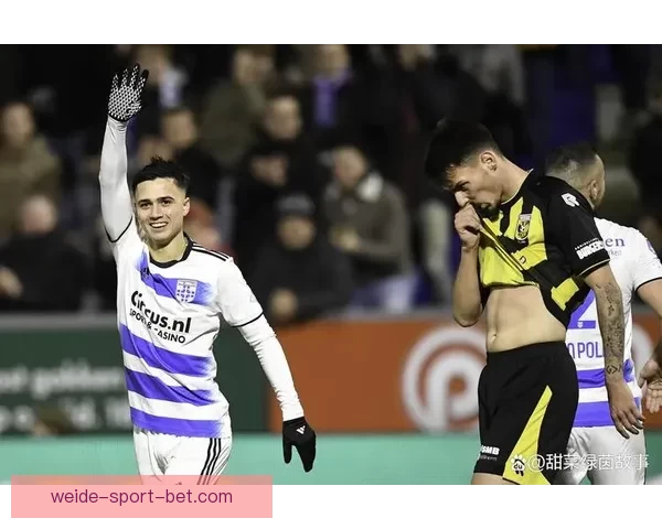 特温特2比1逆袭阿贾克斯 范罗伊泽鲁基进球锁定胜局
